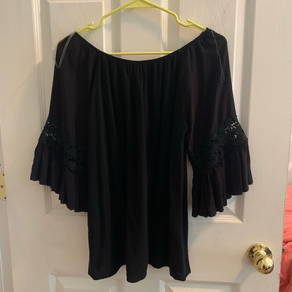 Black Cute Blouse